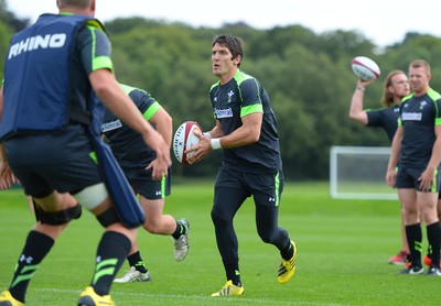 040815 - Wales Rugby Training -James Hook during training