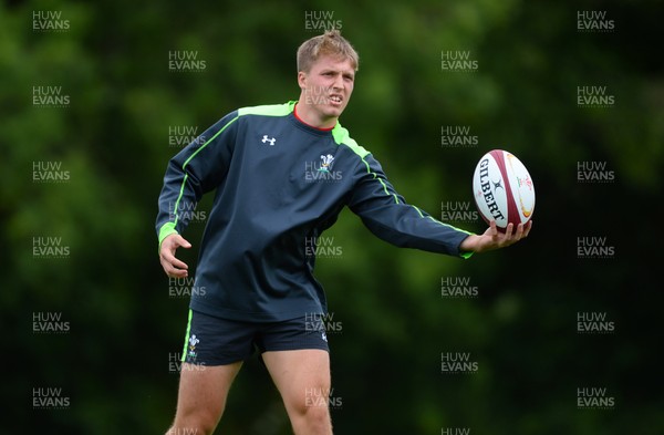 040815 - Wales Rugby Training -Tyler Morgan during training