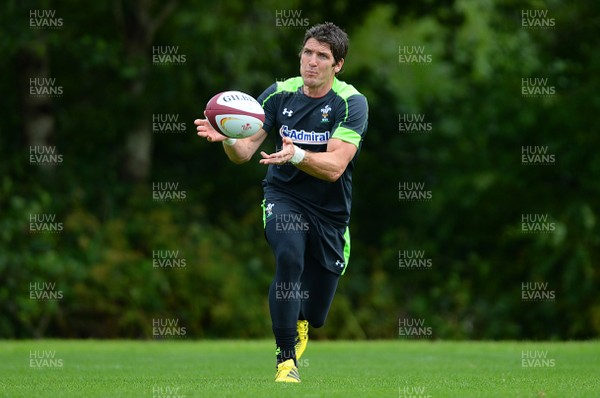 040815 - Wales Rugby Training -James Hook during training