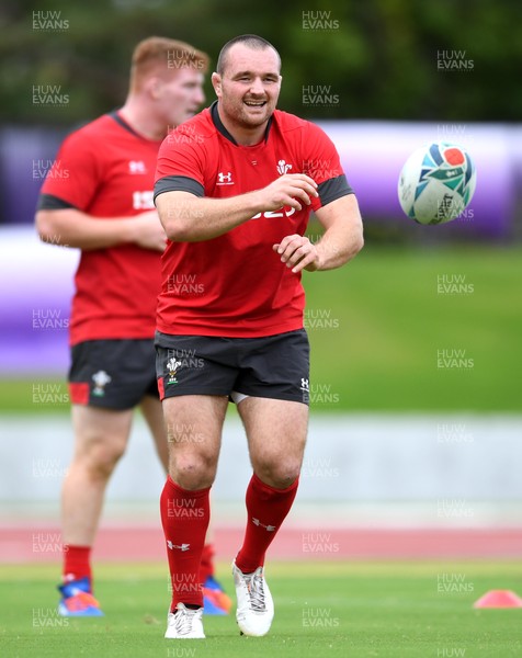 041019 - Wales Rugby Training - Ken Owens during training