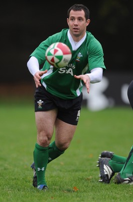 04.11.08 - Wales Rugby Training - Gareth Cooper in action during training. 