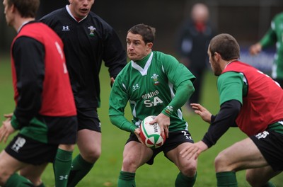 04.11.08 - Wales Rugby Training - Shane Williams in action during training. 