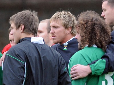 04.11.08 - Wales Rugby New cap Andy Powell at a training session ahead of his sides clash against South Africa 