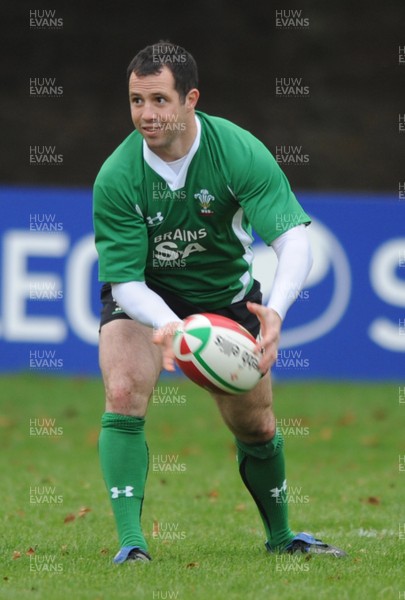 04.11.08 - Wales Rugby Training - Gareth Cooper in action during training. 