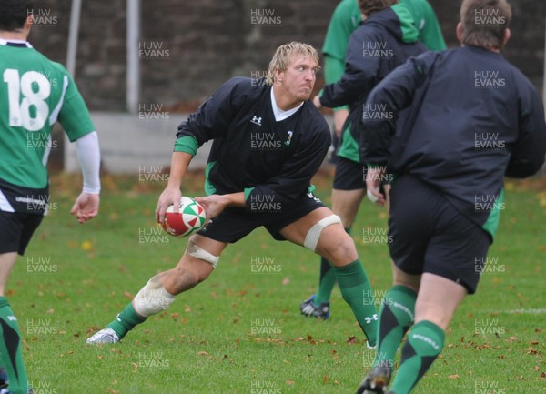 04.11.08 - Wales Rugby New cap Andy Powell at a training session ahead of his sides clash against South Africa 