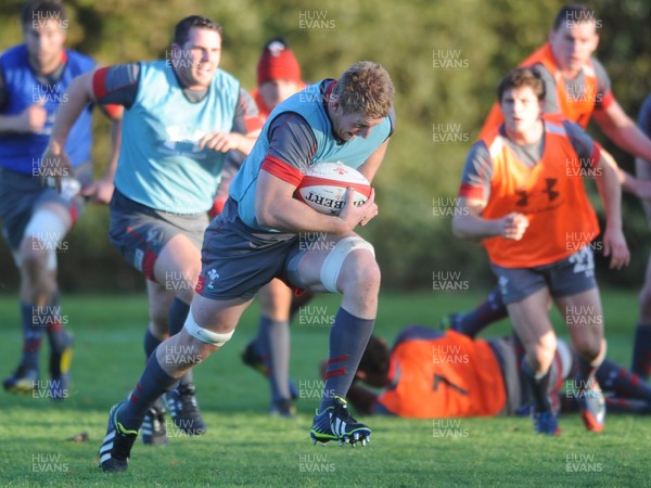 041113 - Wales Rugby Training -Bradley Davies during training