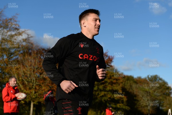 041121 - Wales Rugby Training - Josh Adams during training