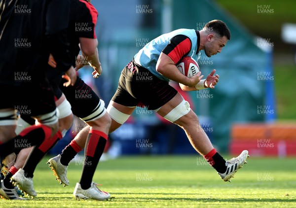 041121 - Wales Rugby Training - Ellis Jenkins during training