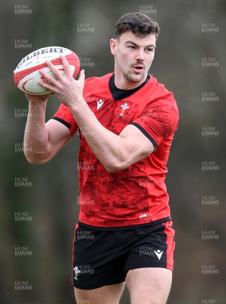 041220 - Wales Rugby Training - Johnny Williams during training
