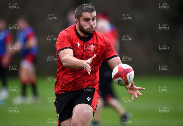 041220 - Wales Rugby Training - Nicky Smith during training