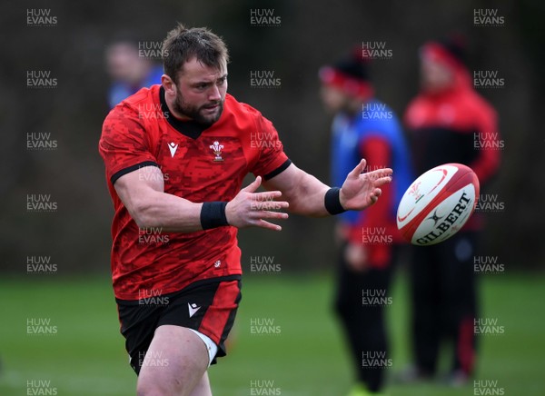 041220 - Wales Rugby Training - Sam Parry during training