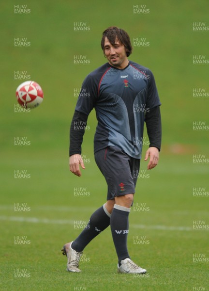 05.02.08 - Wales Rugby Training - Gavin Henson in action during training 