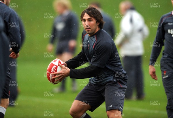 05.02.08 - Wales Rugby Training - Gavin Henson in action during training 