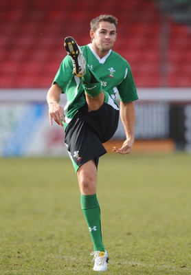 05.02.10 - Wales Rugby Training -  Lee Byrne. 