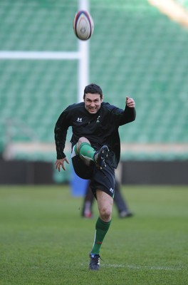 05.02.10 - Wales Rugby Training -  Stephen Jones during kicking training. 