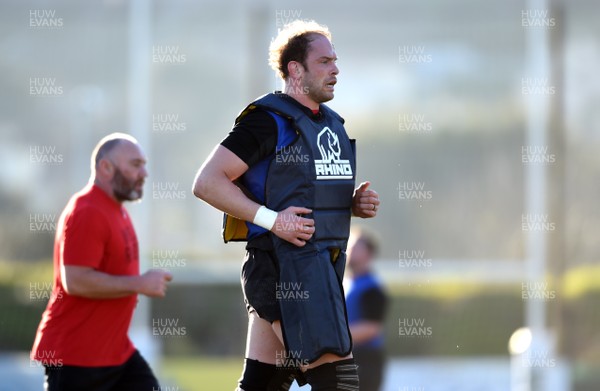 050219 - Wales Rugby Training - Alun Wyn Jones during training