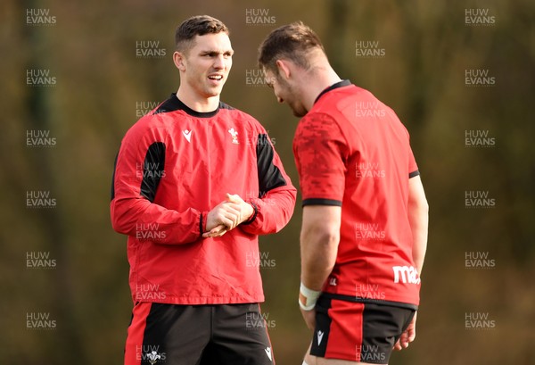 050221 - Wales Rugby Training - George North and Dan Lydiate during training