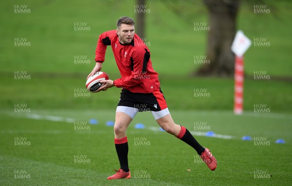 050221 - Wales Rugby Training - Dan Biggar during training