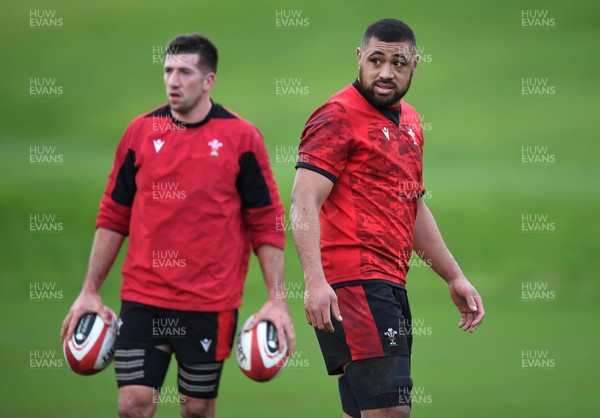 050221 - Wales Rugby Training - Justin Tipuric and Taulupe Faletau during training