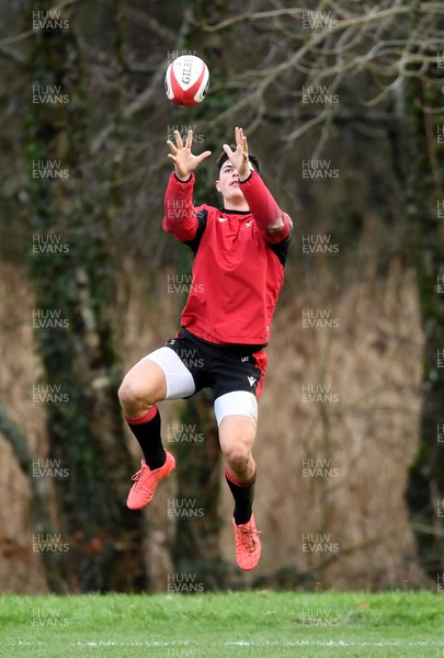 050221 - Wales Rugby Training - Louis Rees-Zammit during training