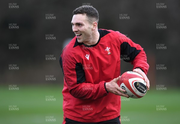 050221 - Wales Rugby Training - George North during training