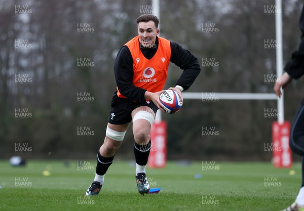 050224 - Wales Rugby Training at the start of the week leading up to their 6 Nations games against England - Taine Basham during training