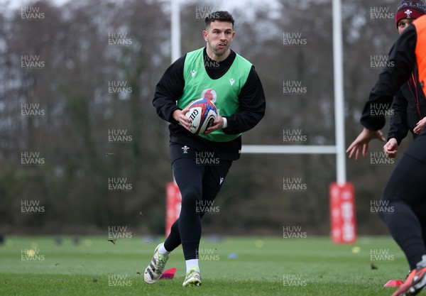 050224 - Wales Rugby Training at the start of the week leading up to their 6 Nations games against England - Owen Watkin during training