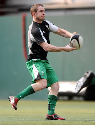 05.03.09 - Wales Rugby Training - Shane Williams in action during training. 