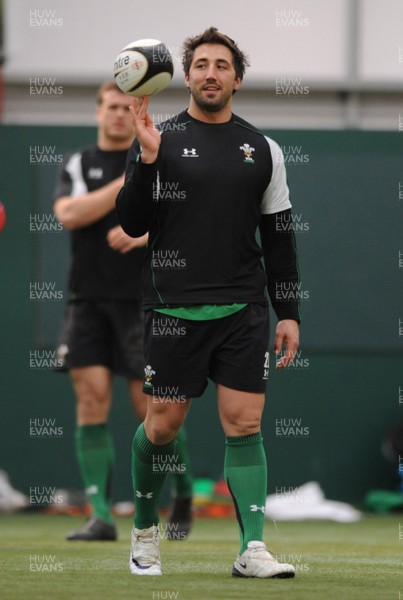 05.03.09 - Wales Rugby Training - Gavin Henson during training. 