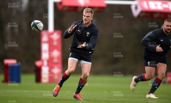050319 - Wales Rugby Training - Gareth Anscombe during training
