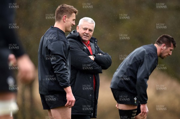 050319 - Wales Rugby Training - Warren Gatland and Jonathan Davies (left) during training