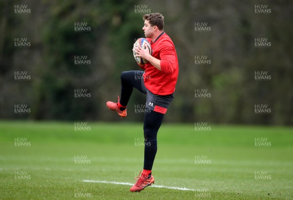 050320 - Wales Rugby Training - Leigh Halfpenny during training