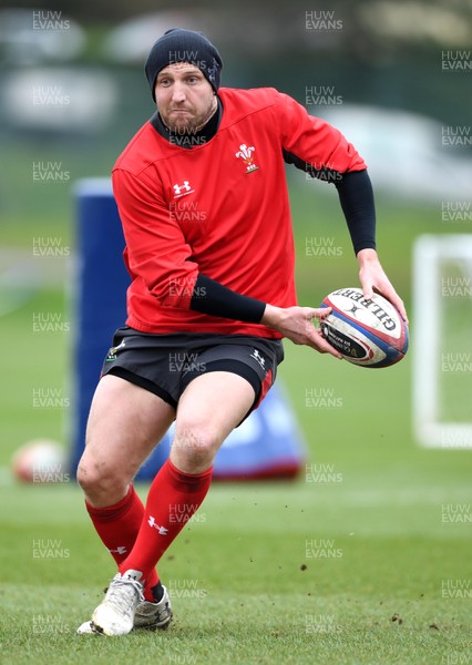050320 - Wales Rugby Training - Hadleigh Parkes during training