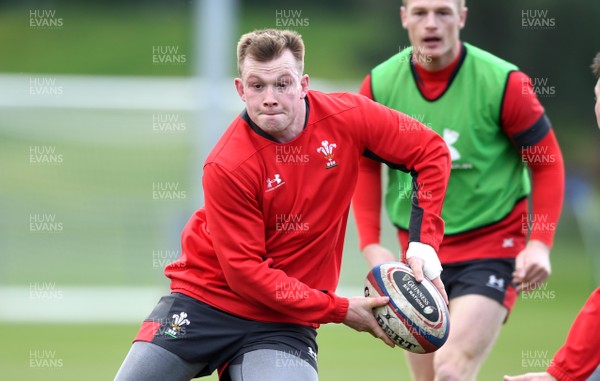 050320 - Wales Rugby Training - Nick Tompkins during training