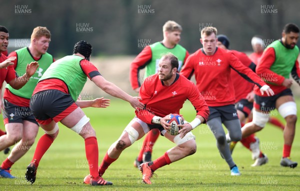 050320 - Wales Rugby Training - Alun Wyn Jones during training