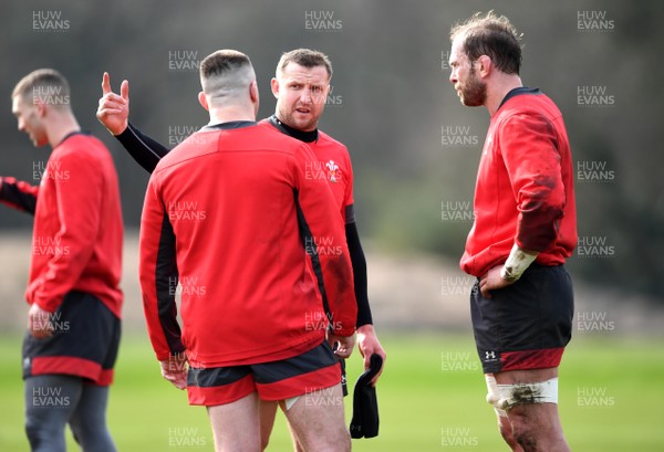 050320 - Wales Rugby Training - Rob Evans, Hadleigh Parkes and Alun Wyn Jones during training