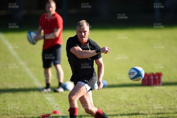 050618 - Wales Rugby Training - Gareth Anscombe during training