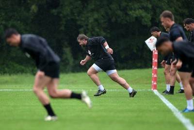 050625 - Wales Rugby Training - Garyn Phillips during training