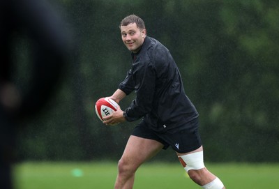 050625 - Wales Rugby Training - Ben Carter during training