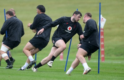 050625 - Wales Rugby Training - James Ratti during training
