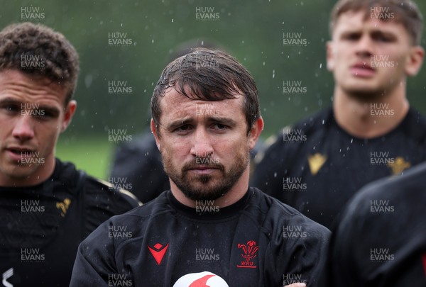 050625 - Wales Rugby Training - Rhodri Williams during training