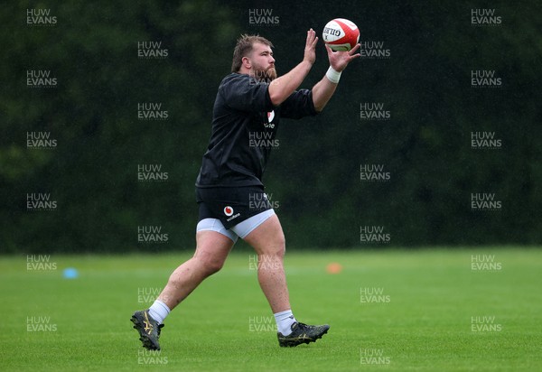 050625 - Wales Rugby Training - Garyn Phillips during training