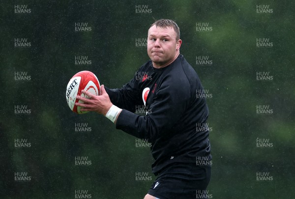 050625 - Wales Rugby Training - Dewi Lake during training