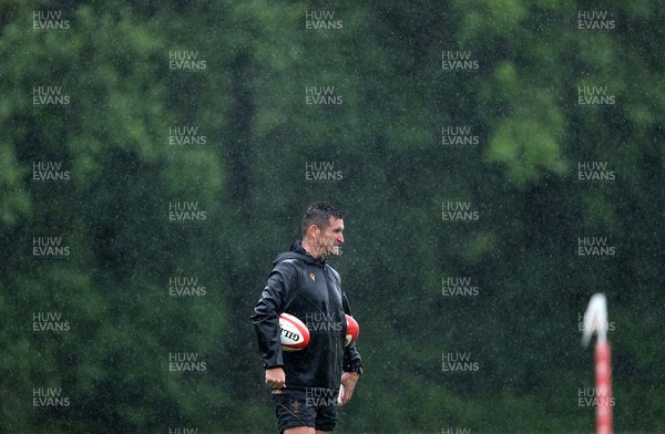050625 - Wales Rugby Training - Huw Bennett, Head of Physical Performance during training