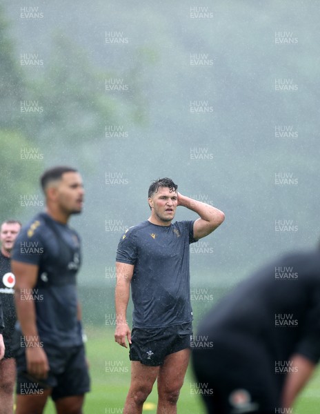 050625 - Wales Rugby Training - Teddy Williams during training