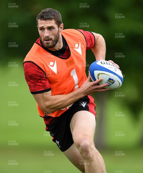 050721 - Wales Rugby Training -  Jonah Holmes during training