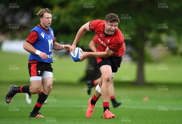 050721 - Wales Rugby Training -  Will Rowlands during training