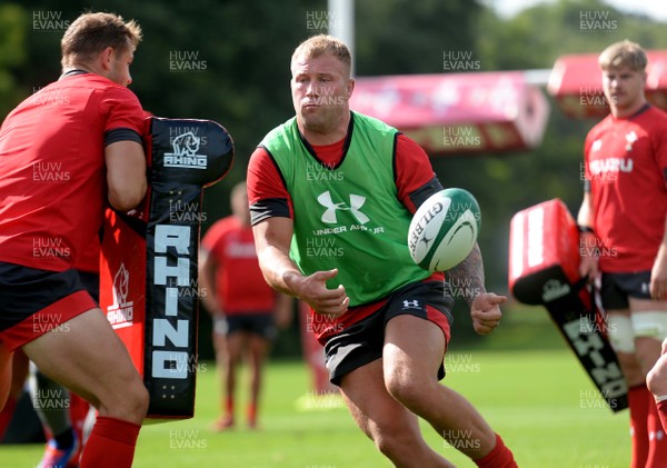050919 - Wales Rugby Training - Ross Moriarty during training
