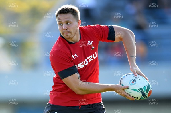 051019 - Wales Rugby Training - James Davies during training