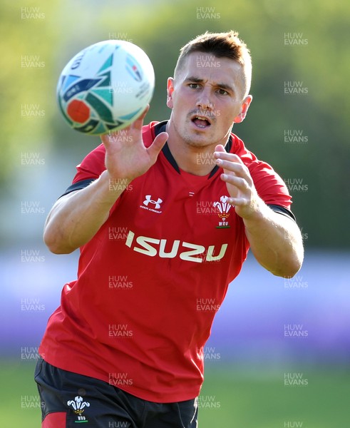 051019 - Wales Rugby Training - Jonathan Davies during training
